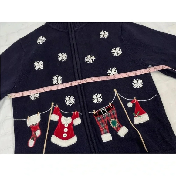 Crystal Kobe Blue Christmas Zip cardigan Sweater Santa's clothes snowflakes M - Picture 12 of 16